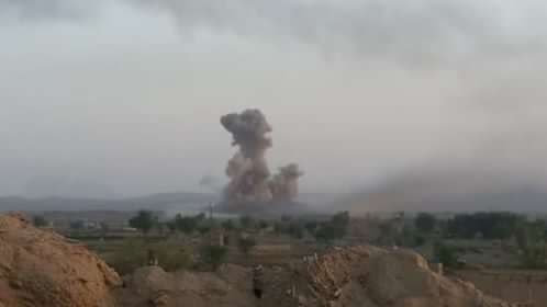 طائرات التحالف تشن غارات عنيفة على معسكرات الانقلابيين في آل صبحان وبني عوير والصفراء بصعدة