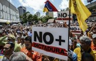 المعارضة الفنزويلية ترفض وساطة البابا بدون 