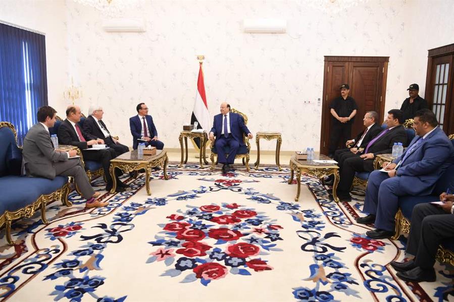 رئيس الجمهورية يستقبل المبعوث الاممي الى اليمن مارتن غريفيث