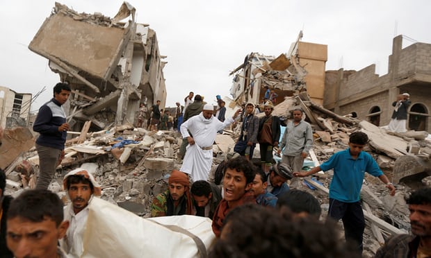 الجارديان .. الحرب كسرت اليمن.. ولابد من طريق جديد للسلام