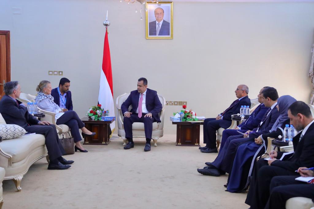رئيس الورزاء اليمني يعترف ضمنيا بتمكن الحوثيين من خداع التحالف والشرعية والامم المتحدة