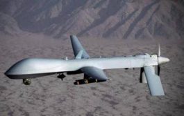 طائرة بدون طيار أمريكية تستهدف موقعاً للقاعدة وسط اليمن..!