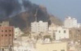 محطة للوقود تحترق في عدن