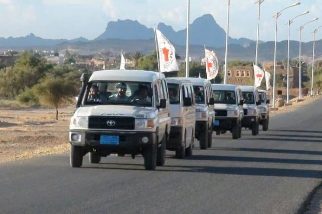 مأرب: مسلحون ينهبون 10 سيارات للبعثة الدولية للصليب الأحمر