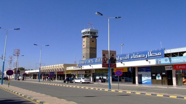 أنباء عن سقوط طائرة سعودية في مطار صنعاء