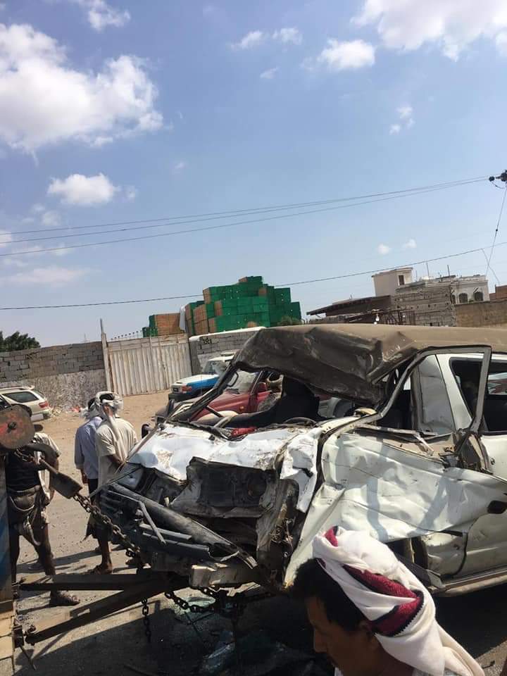 إصابة عدد من المواطنين في حادث مروري بلحج