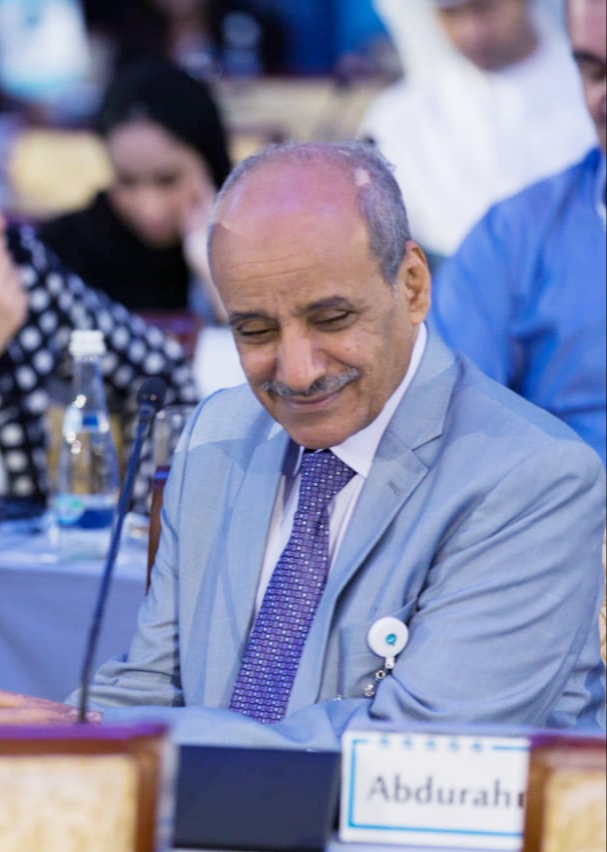 أمين عام الإشتراكي اليمني: أكبر تحدٍ سياسي وأخلاقي أمام الجميع هو إنهاء معاناة الشعب ووقف سيل الدماء والدمار الذي تتعرض له البلاد