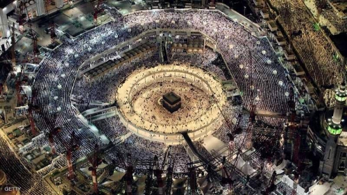 السعودية تعلق الدخول إلى المملكة لأغراض العمرة وزيارة المسجد النبوي الشريف