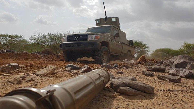 قوات الحكومة اليمنية تشنّ هجوماً على مواقع للميليشيا في الجوف