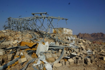 طيران التحالف يقصف شبكة الاتصالات في محافظة صعدة