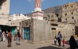 مأساة إنسانية في اليمن.. أب يبيع أبناءه الأربعة