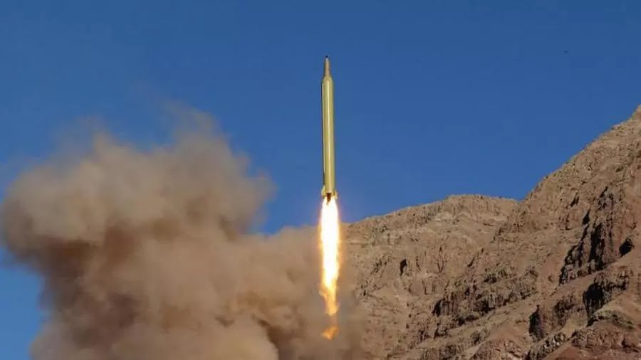 التحالف العربي يعلن اعتراض وتدمير صاروخ بالستي باتجاه السعودية