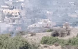 احراق مساحات شاسعة من مزارع السكان بمنطقة الفاخر شمال الضالع