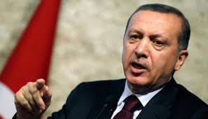 اوردغان يهدد بالرد علي قرار هولندا بمنع وزير خارجية تركيا من دخول اراضيها