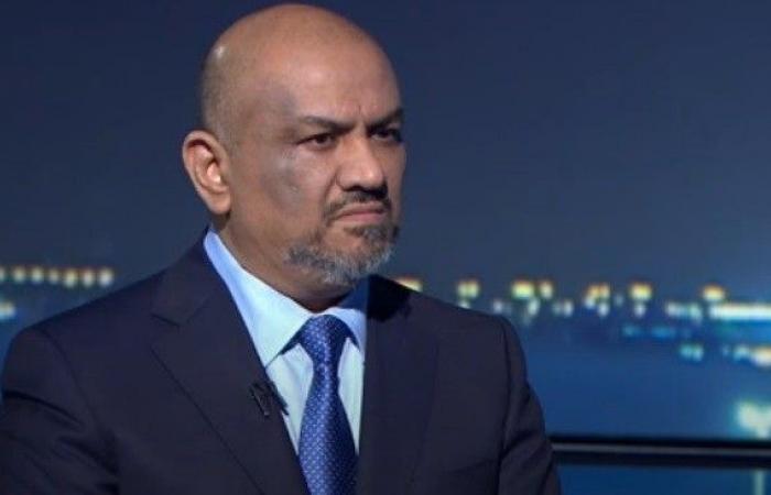 وزير خارجية الحكومة الشرعية  خالد اليماني يستقيل من منصبه