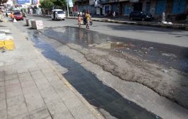 تعز: انتشار مياه المجاري في شارع جمال
