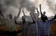 تجمع المهنيين السودانيين يؤكد بأن مجزرة الأبيض لن توقف المد الثوري ويدعو إلى تظاهرة مليونية غداً