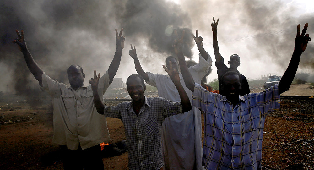 تجمع المهنيين السودانيين يؤكد بأن مجزرة الأبيض لن توقف المد الثوري ويدعو إلى تظاهرة مليونية غداً