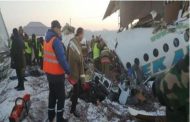 سقوط طائرة على متنها 100 شخص وتوقعات بالعثور على ناجين