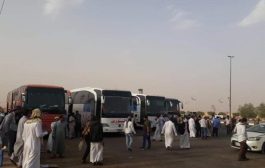 الآلاف العالقين بمنفذ الوديعة بين اليمن والسعودية