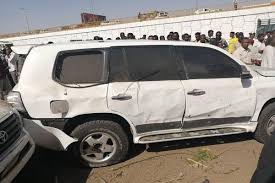 رئيس الوزراء السوداني ينجو من محاولة اغتيال والجامعة العربية تدين