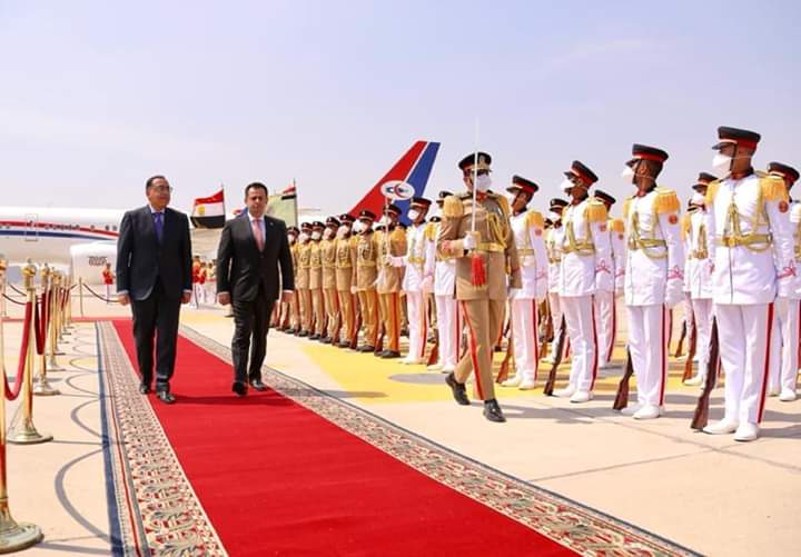 عاجل: رئيس الوزراء يصل الى القاهرة في زيارة رسمية تلبية لدعوة نظيره المصري
