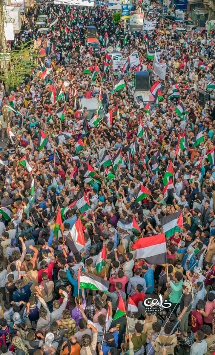 مسيرات حاشدة في محافظات يمنية تضامناً مع فلسطين