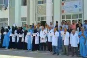 وقفة احتجاجية لموظفي مستشفى الثورة للمطالبة بالراتب