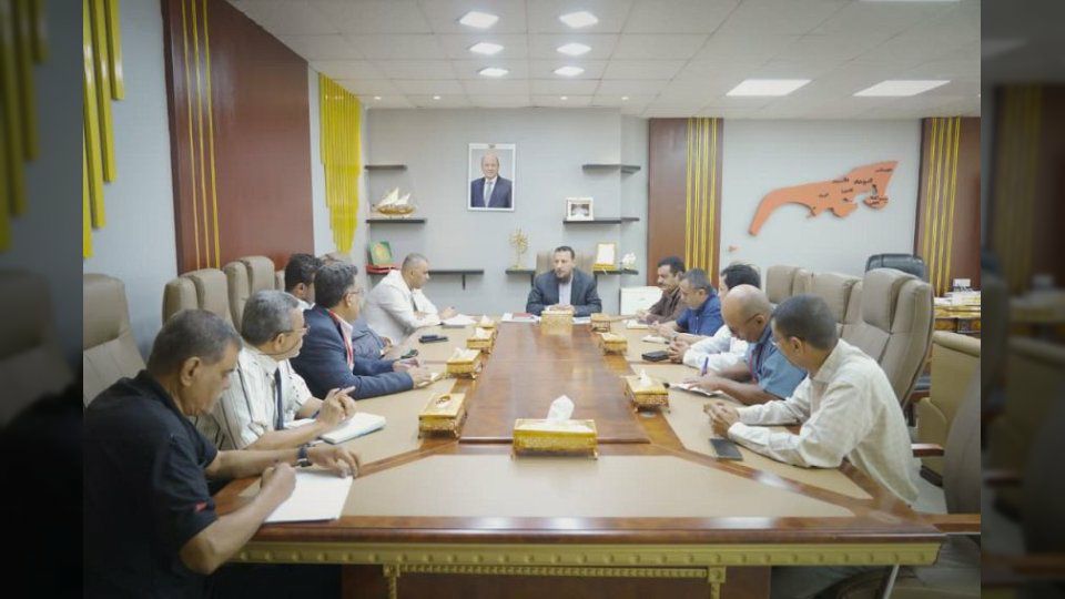وزير الدولة يمنح الجهات المختصة مهلة أسبوع لإنهاء أزمة الغاز في عدن