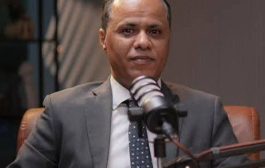 من فائض المعرفة إلى الفهم العميق: دور الإنسان في عصر الذكاء الاصطناعي