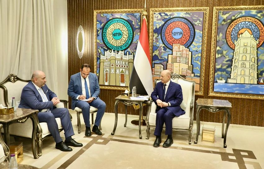 رئيس مجلس القيادة: المشكلة مع الحوثيين تتعلق بمشروعهم السياسي المسلح القائم على احتكار السلطة والحق الإلهي في الحكم