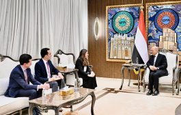رئيس مجلس القيادة: التعاطي مع الحوثيين كسلطة أمر واقع يعني شرعنة الحق الإلهي والعنصرية والسلاح خارج الدولة