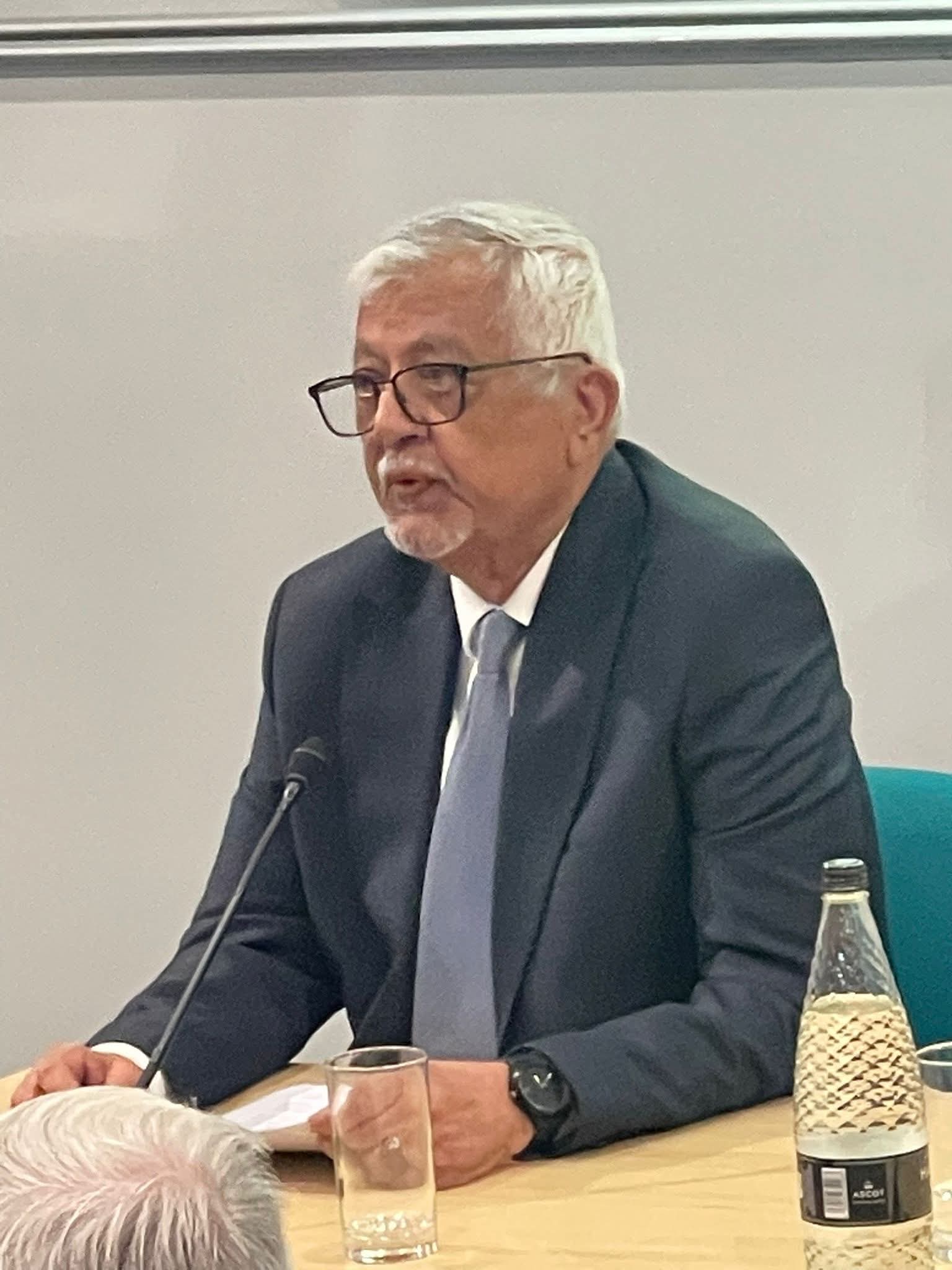 ياسين سعيد نعمان: السلام في اليمن لم يعد خيارًا قابلًا للمساومة بل ضرورة لا تحتمل التأجيل