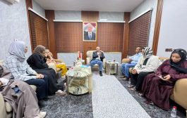 وزير المياه والبيئة يناقش مع وفد القمة النسوية تعزيز التعاون في قضايا المياه والبيئة
