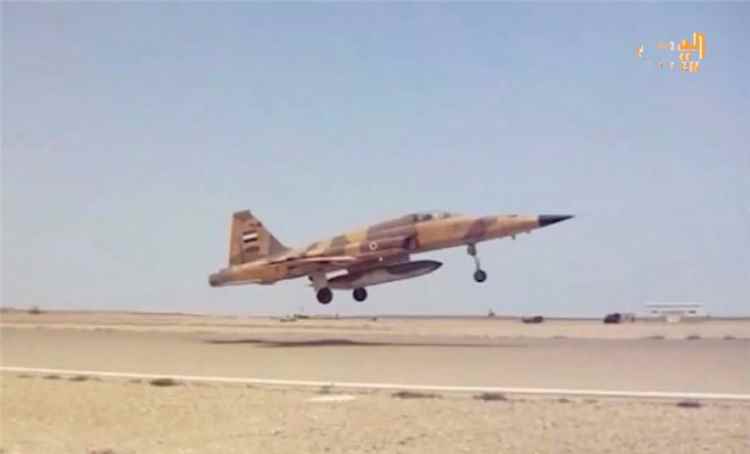 الحكومة اليمنية تعلن عودة مقاتلات سلاح الجو إلى الخدمة