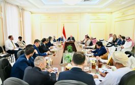 رئيس مجلس القيادة: مرحلة الاعتداء بلا كلفة انتهت وعلى المجتمع الدولي دعم الحكومة لإنهاء التهديد