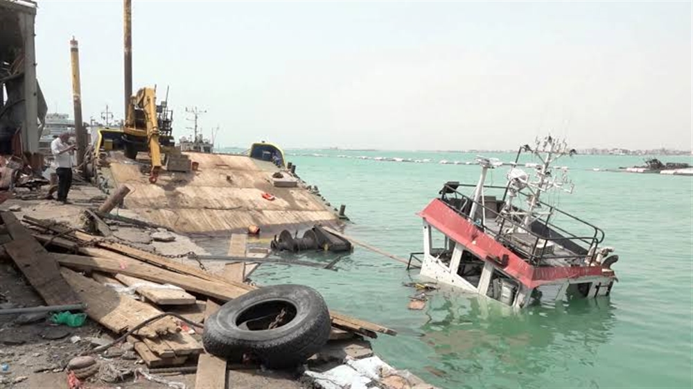 مدير ميناء المخا: مقتل وإصابة 38 شخصاً جراء الهجمات الحوثية والعمل جارٍ لإعادة تشغيل الميناء خلال أيام