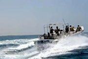 إنقاذ طاقم سفينة شحن هندية بعد تعرضها لهجوم قبالة الحديدة