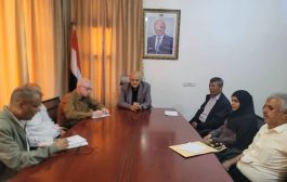 لجنة طوارئ تعز تناقش التنسيق مع المنظمات الدولية لتأمين دخول الإمدادات الغذائية والسلطة المحلية تدعو المواطنين إلى رفض التحشيدات الحوثية وتتوعد المتورطين بالمساءلة القانونية